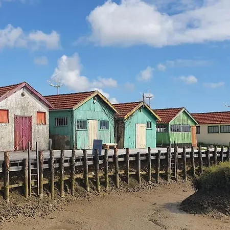 Holiday home Maison 3 Etoiles , Proche Plages, Cotiniere, & St Pierre *